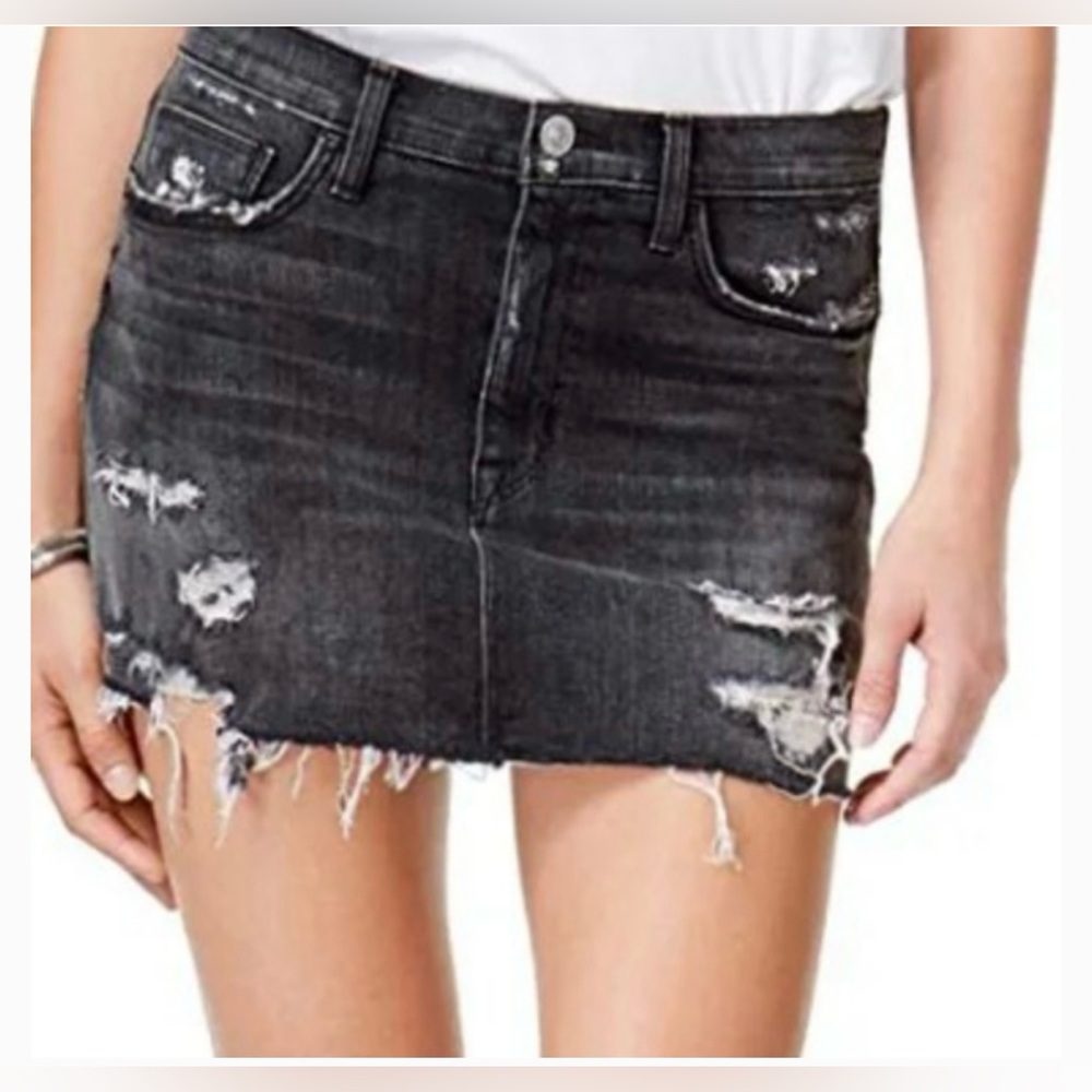 Hudson skirt size 29‎ black denim frayed hem mini skirt PERFECT 🖤🖤